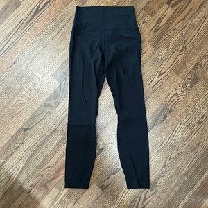 Black lululemon Align 25”